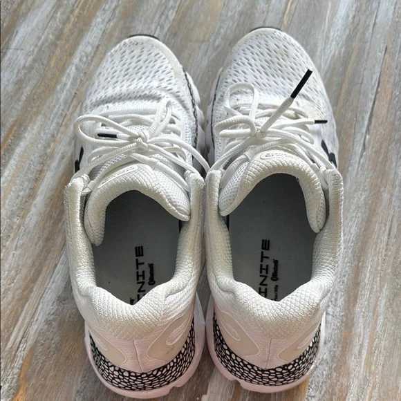 Under Armour HOVR Infinite 2 Running Shoes - Picture 7 of 12
